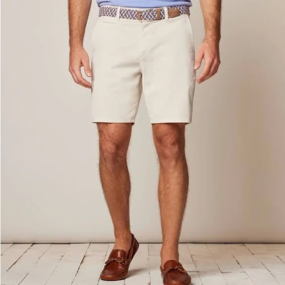 johnnie-O Tan Flat Front Shorts Classic Style